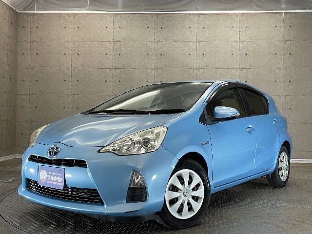 Toyota AQUA 2013-03 6866-0