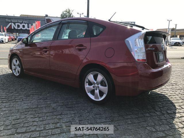 Toyota PRIUS 2011-07 241232-3
