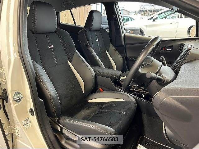Toyota PRIUS PHV 2019-04 221472-7