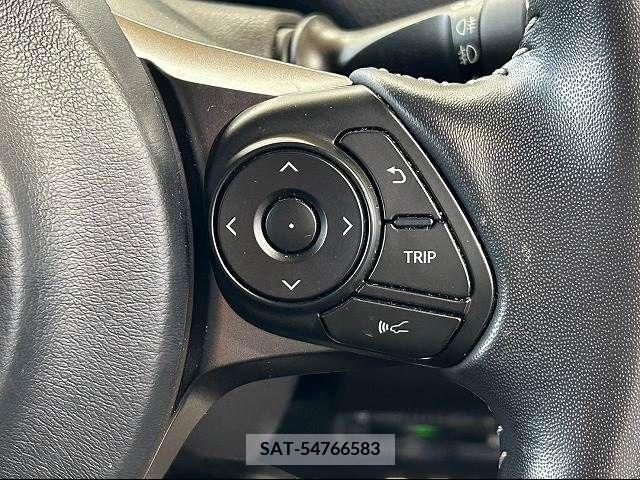 Toyota PRIUS PHV 2019-04 221472-5