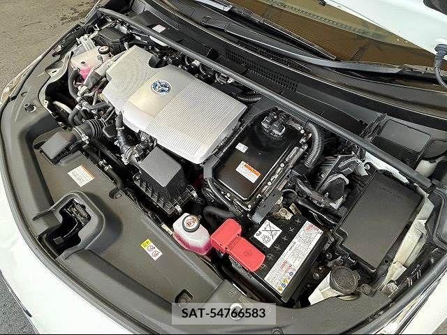 Toyota PRIUS PHV 2019-04 221472-13