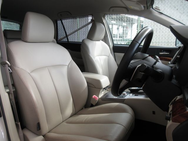Subaru LEGACY 2010-09 2492-5