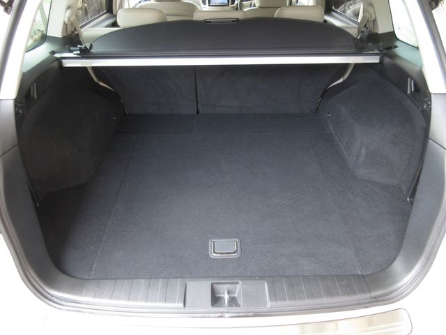 Subaru LEGACY 2010-09 2492-9