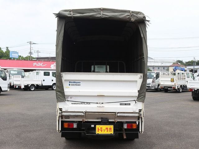 Nissan ATLAS 2014-01 186269-10