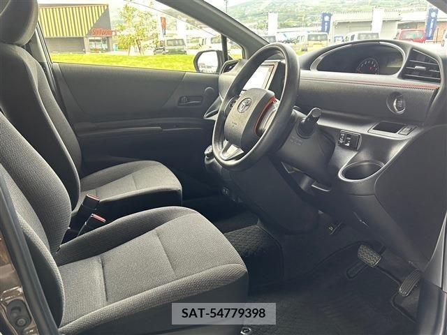 Toyota SIENTA 2020-01 298332-5