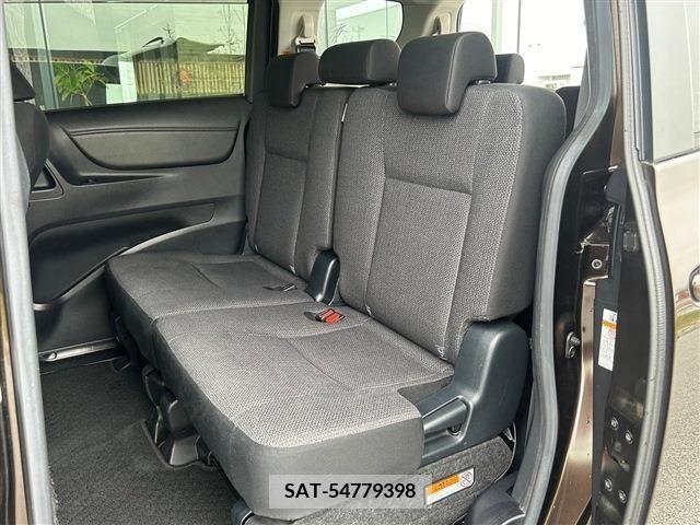 Toyota SIENTA 2020-01 298332-7
