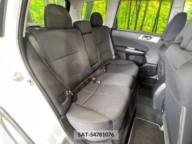 Subaru FORESTER 2012-01 327818-9