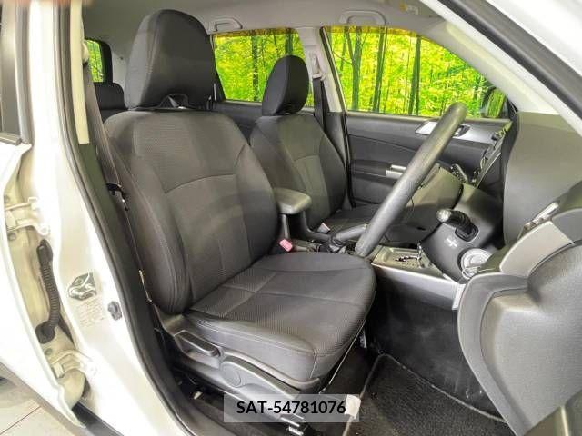 Subaru FORESTER 2012-01 327818-8