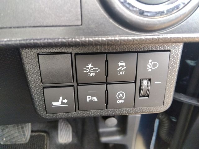Daihatsu TANTO 2021-05 13927-13