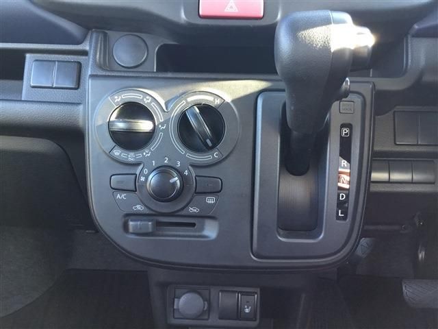 Mazda CAROL 2022-10 28162-9