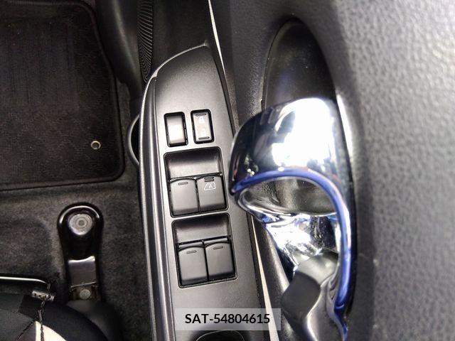 Nissan NOTE 2019-03 280936-8