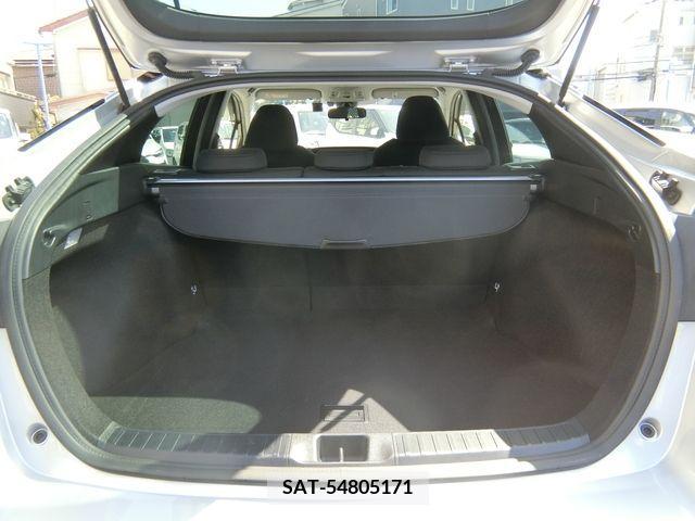 Toyota PRIUS 2020-07 217655-6