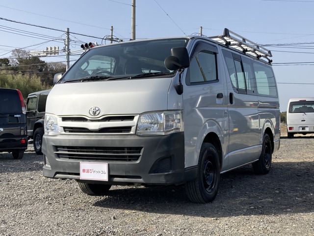Toyota HIACE VAN 2010-12 1324-3