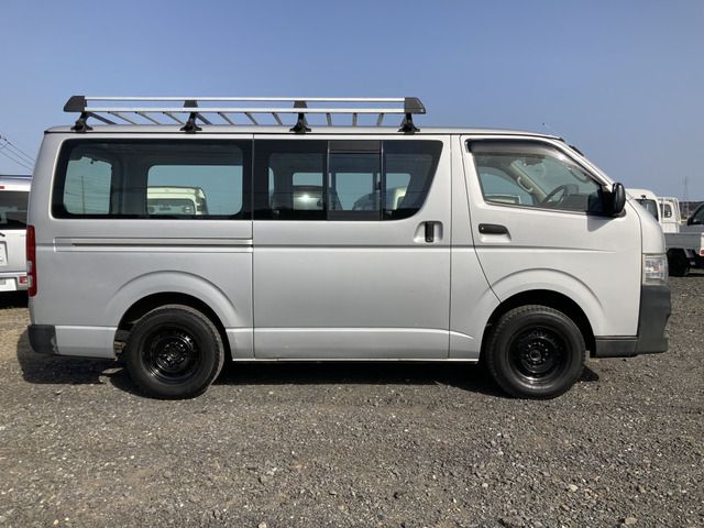 Toyota HIACE VAN 2010-12 1324-7