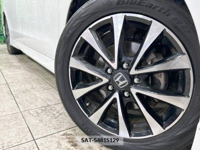Honda e 2013-02 214573-13