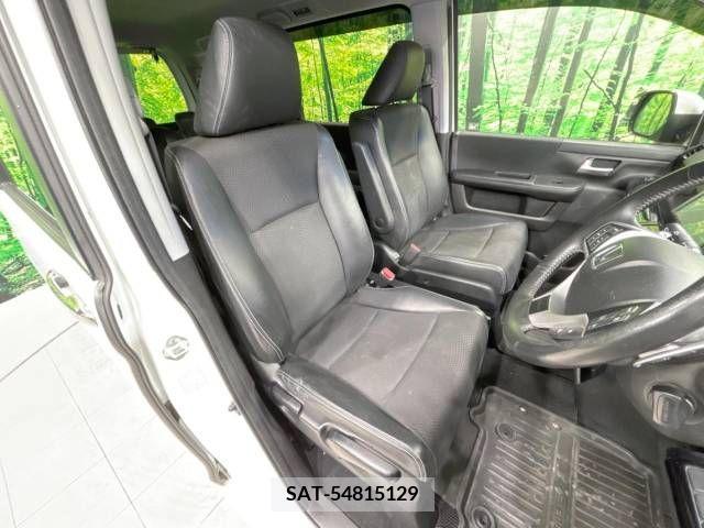 Honda e 2013-02 214573-9