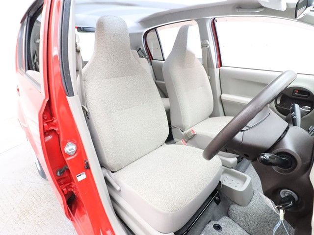Toyota PASSO 2012-11 181337-3