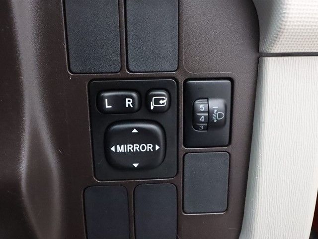 Toyota PASSO 2012-11 181337-12