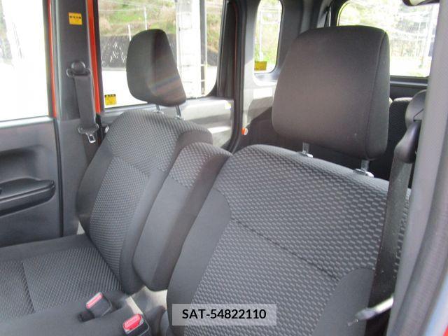 Daihatsu WAKE 2018-03 206215-17