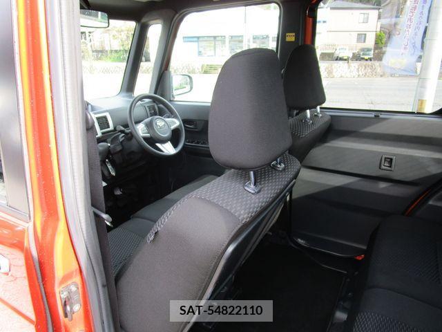 Daihatsu WAKE 2018-03 206215-18