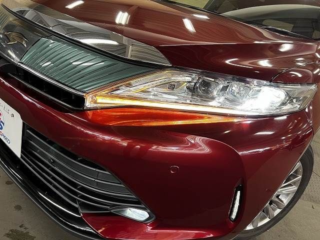 Toyota HARRIER 2018-02 22611-9