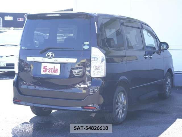 Toyota VOXY 2011-11 216622-10