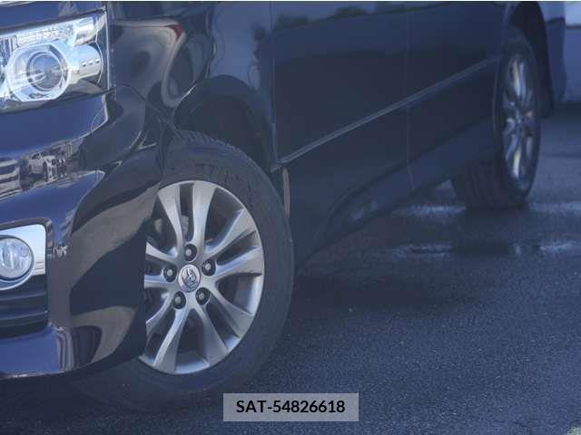 Toyota VOXY 2011-11 216622-13