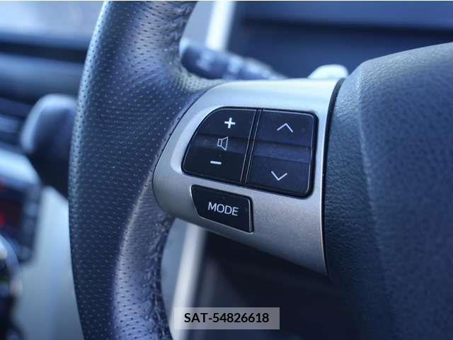 Toyota VOXY 2011-11 216622-18