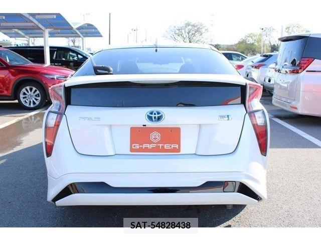 Toyota PRIUS 2016-04 228399-9