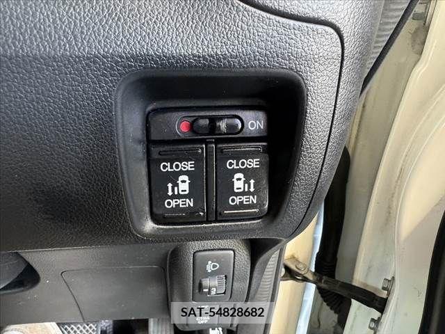 Honda N BOX 2015-11 345992-2