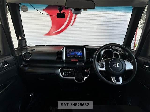 Honda N BOX 2015-11 345992-1