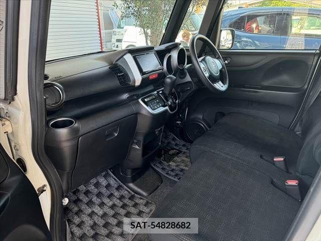 Honda N BOX 2015-11 345992-15