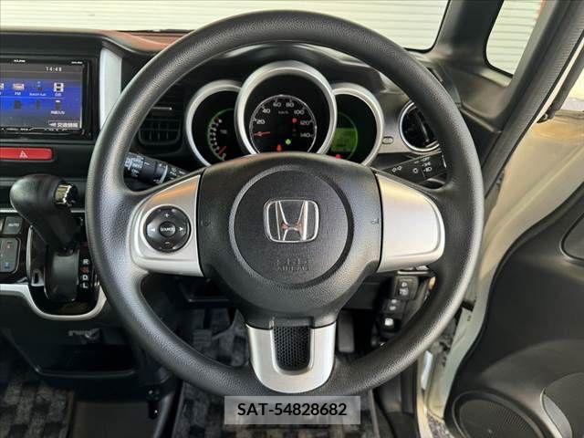 Honda N BOX 2015-11 345992-6
