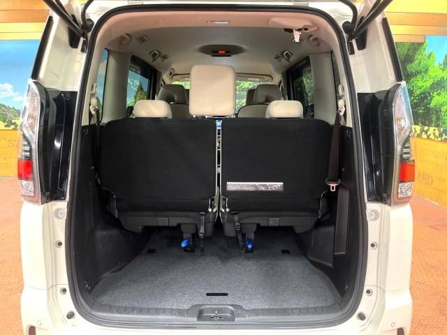 Nissan SERENA 2019-04 195946-12