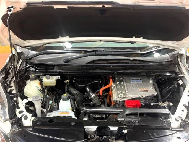 Nissan SERENA 2019-04 195946-18