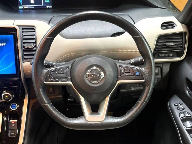 Nissan SERENA 2019-04 195946-11