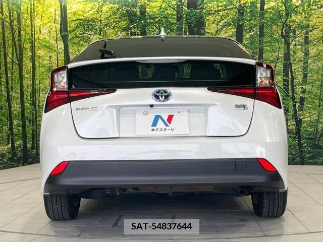 Toyota PRIUS 2021-11 366558-15