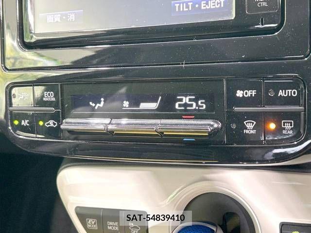 Toyota PRIUS 2016-03 237926-6