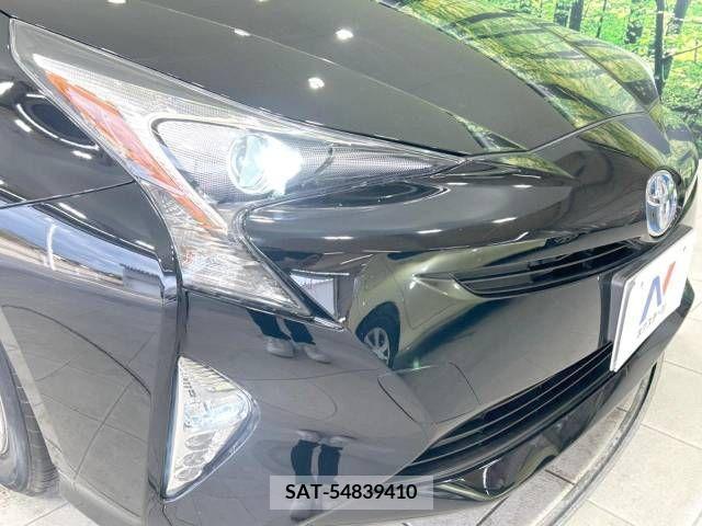 Toyota PRIUS 2016-03 237926-12