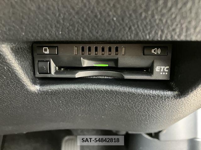 Toyota SIENTA 2020-11 330243-23