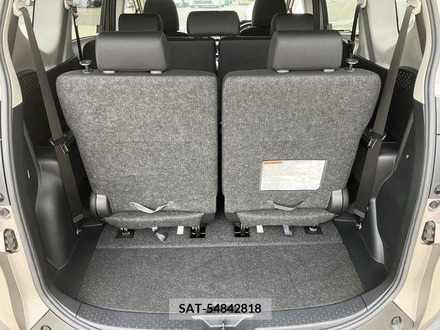 Toyota SIENTA 2020-11 330243-14