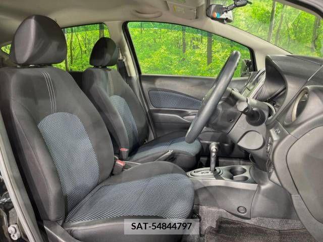 Nissan NOTE 2013-09 365337-7