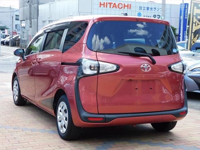 Toyota SIENTA 2017-11 7435-3