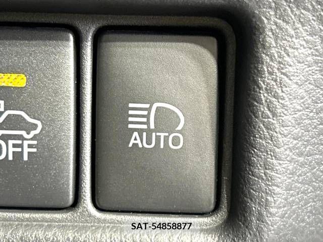 Toyota C-HR 2018-06 264197-7