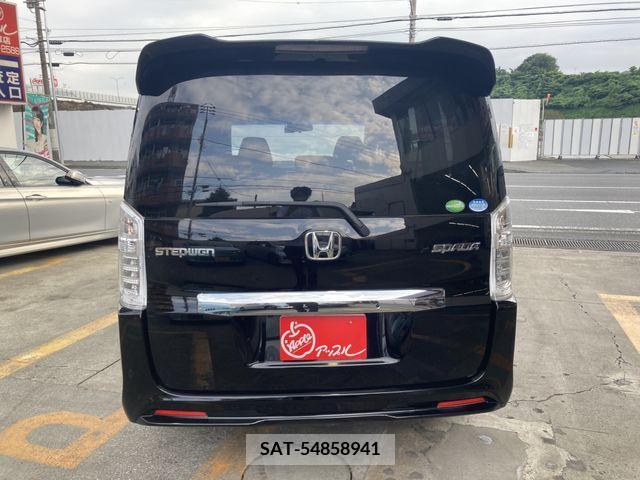 Honda STEP WGN 2012-07 324631-7