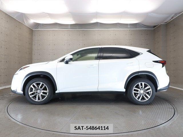 Lexus NX 2015-01 388299-25