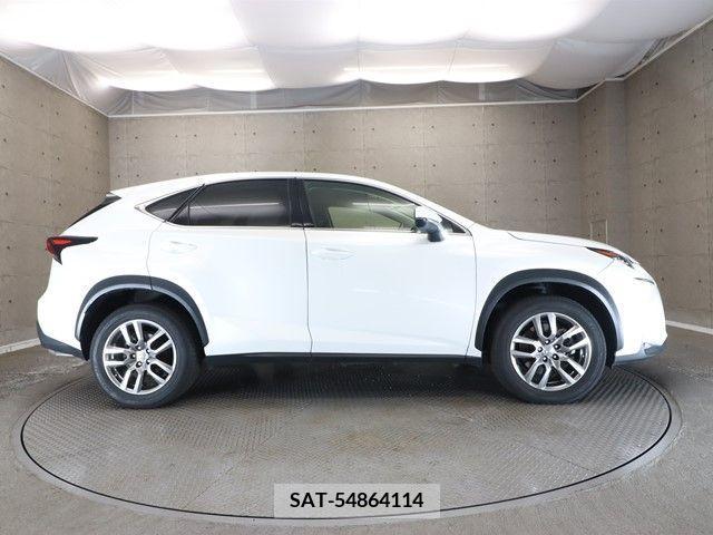 Lexus NX 2015-01 388299-22