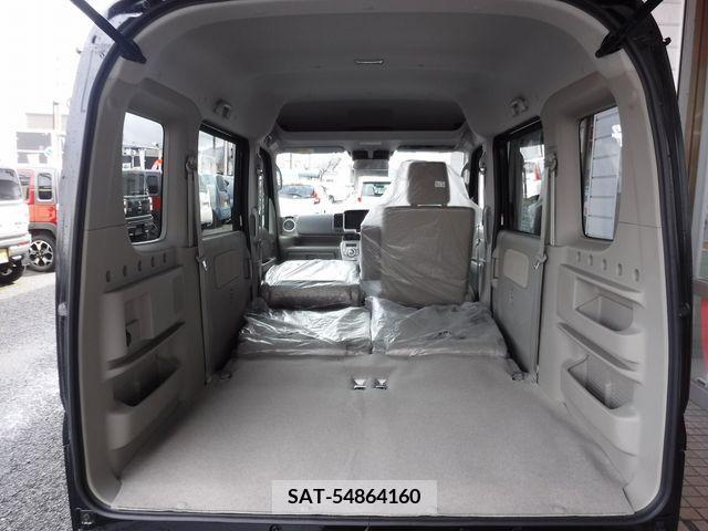 Suzuki EVERY WAGON 2024-02 235309-17