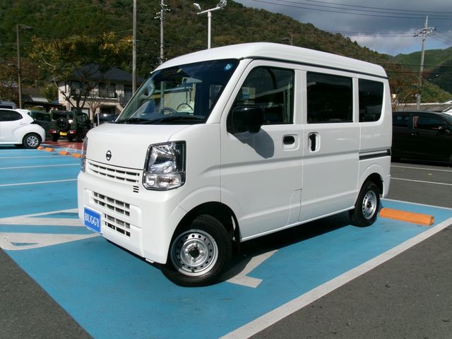 Nissan CLIPPER 2022-11 196393-0