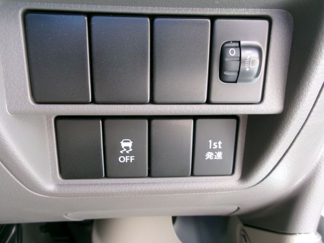 Nissan CLIPPER 2022-11 196393-18